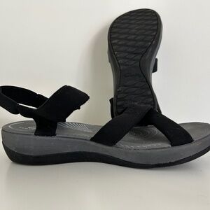 Clark’s Cloudsteppers Women’s Sandals